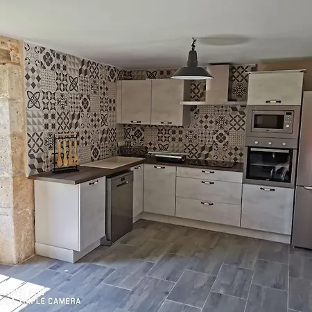 Familial A بيت للعطل