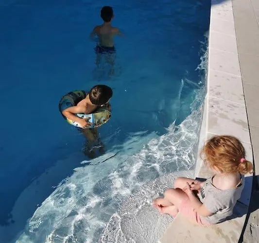 Familial à Hébergement de vacances Charras